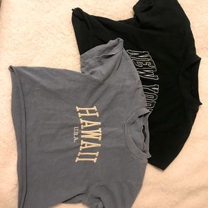 Two Brandy Melville Cropped Shirt Hawaii, Light blue and New York, Dark Green